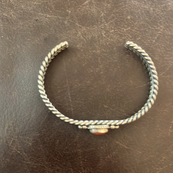 Sterling silver cuff Coral bracelet Navajo - Picture 3 of 4